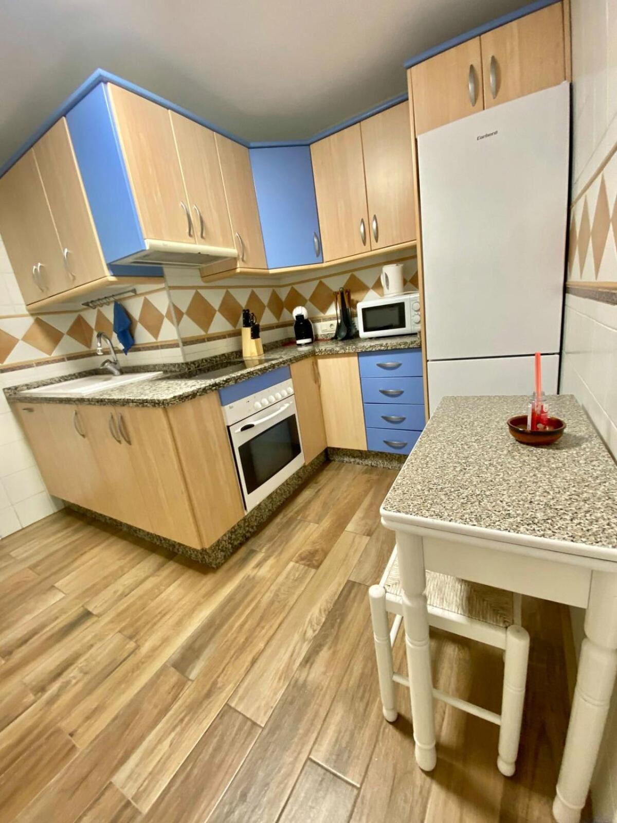 Shr042 Centrico Apartamento De Tres Habitaciones ネルハ エクステリア 写真